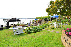 DAYLIGHT, DARK NIGHT AND BLUE SKIES WITH PAPA BUENO